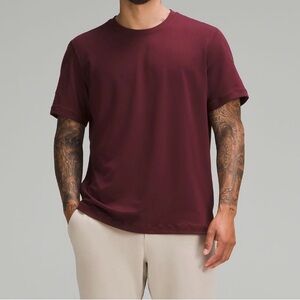 men’s lululemon maroon relaxed T